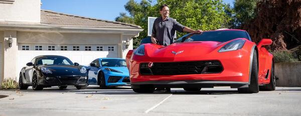 ted-garland-with-his-corvettes-and-porsche-1